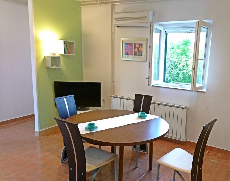 Appartement Countryside Family Retreat à Šibenik Extérieur photo